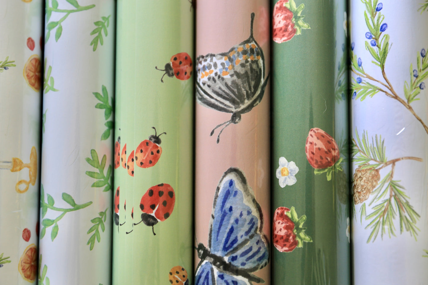 Green Leaves Gift Wrap