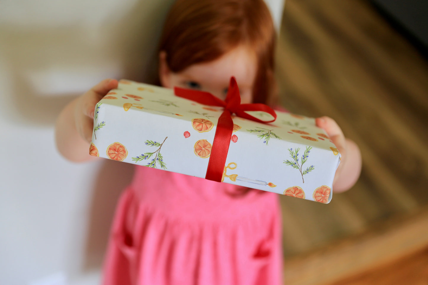 Candle & Garland Christmas Gift Wrap