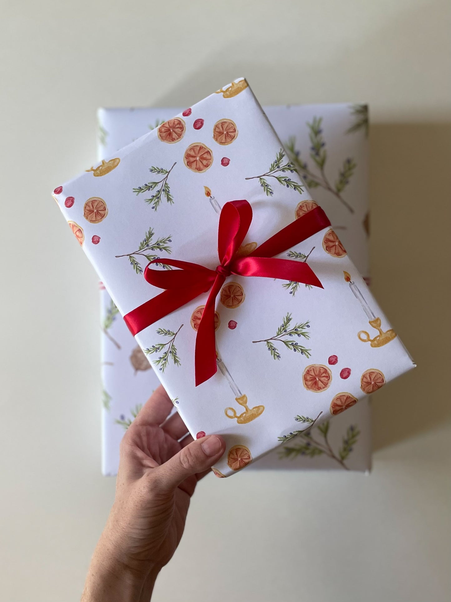 Candle & Garland Christmas Gift Wrap